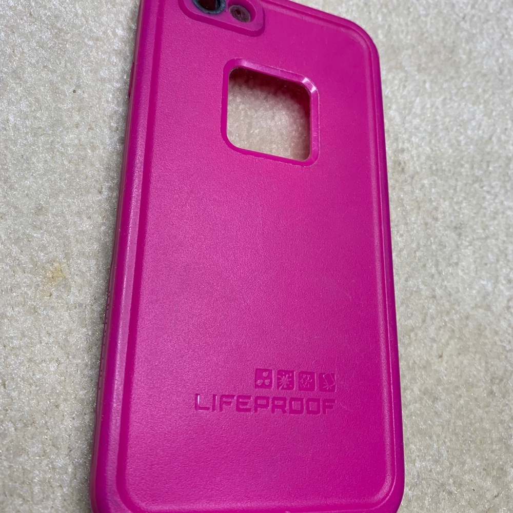 Hot pink iPhone 6 LIFEPROOF case